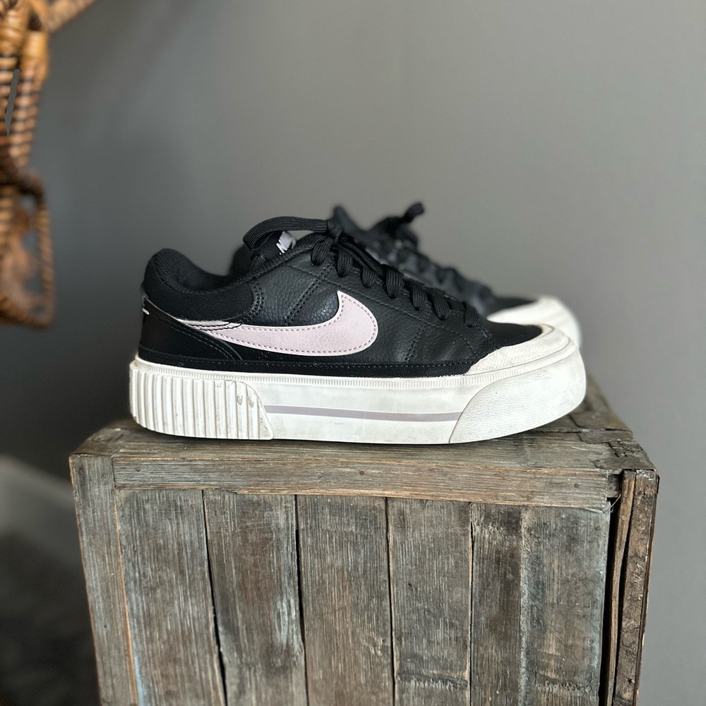Girl’s Nike Platform Sneakers